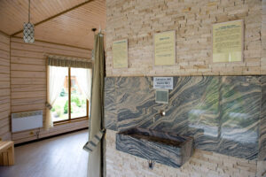 вода в сходнице